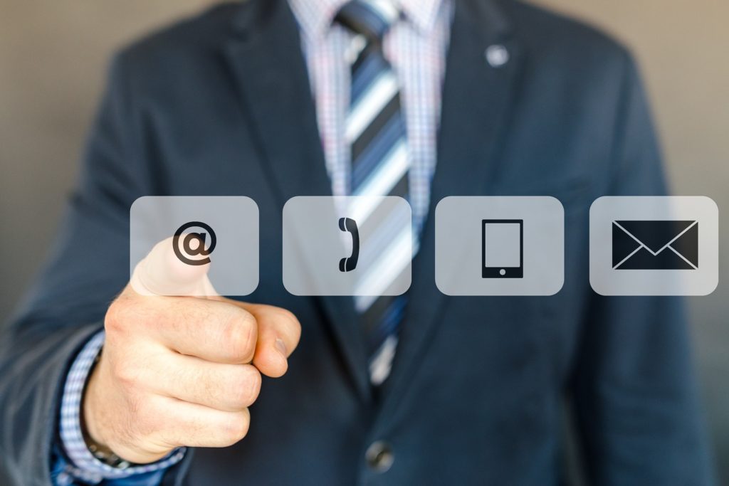 How to build your real estate mailing list with qualified buyers and sellers.