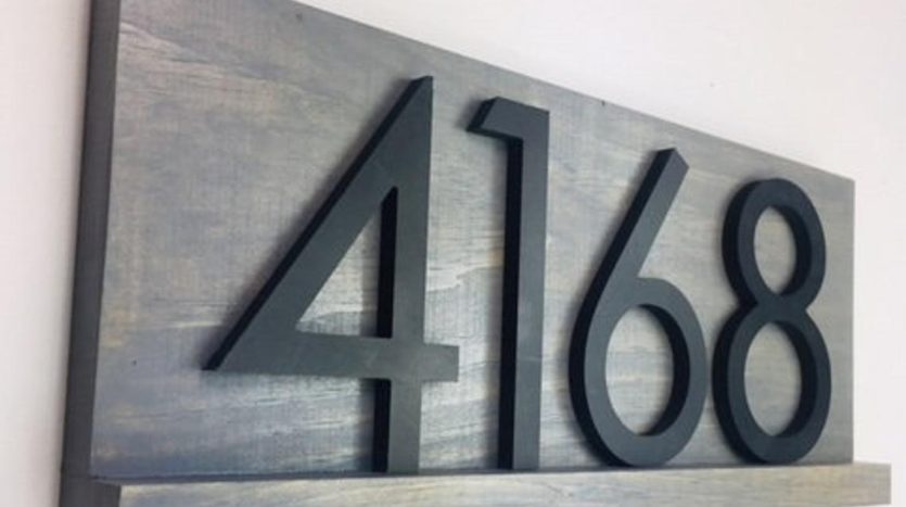 Holiday gifts for real estate clients: Address plaques