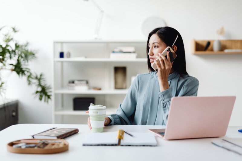 These clever income streams for real estate agents will diversify your income while growing your real estate business! Perfect for new real estate agents, new brokers, and new REALTORS who want to make money in real estate